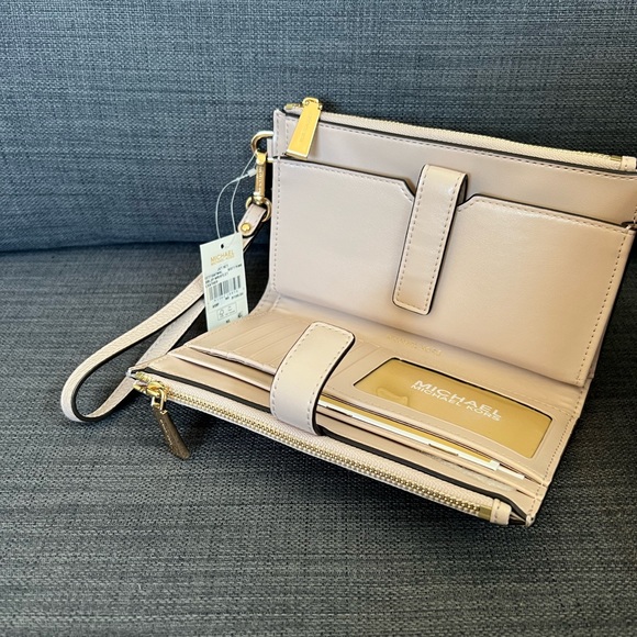 NWT MICHAEL KORS DOUBLE ZIP WRISTLET WALLET 8 IPHONE CASE - Picture 6 of 12